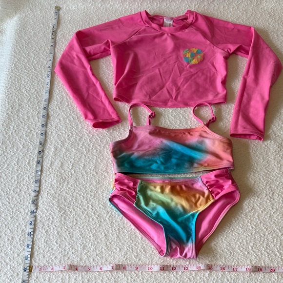 Girls swim bundle - Picture 1 of 16